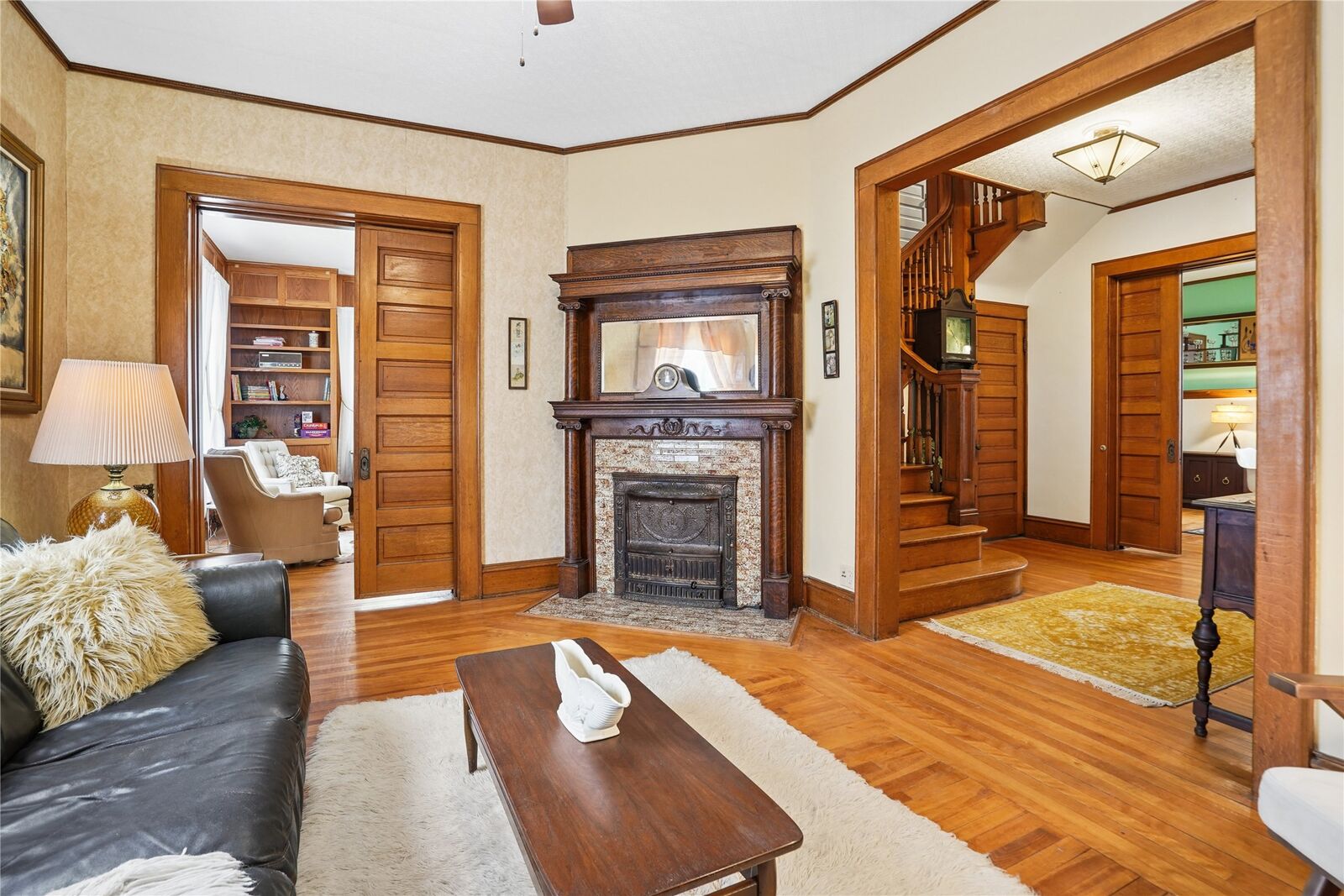 Property Photo:  3719 Cottage Grove Avenue  IA 50311 
