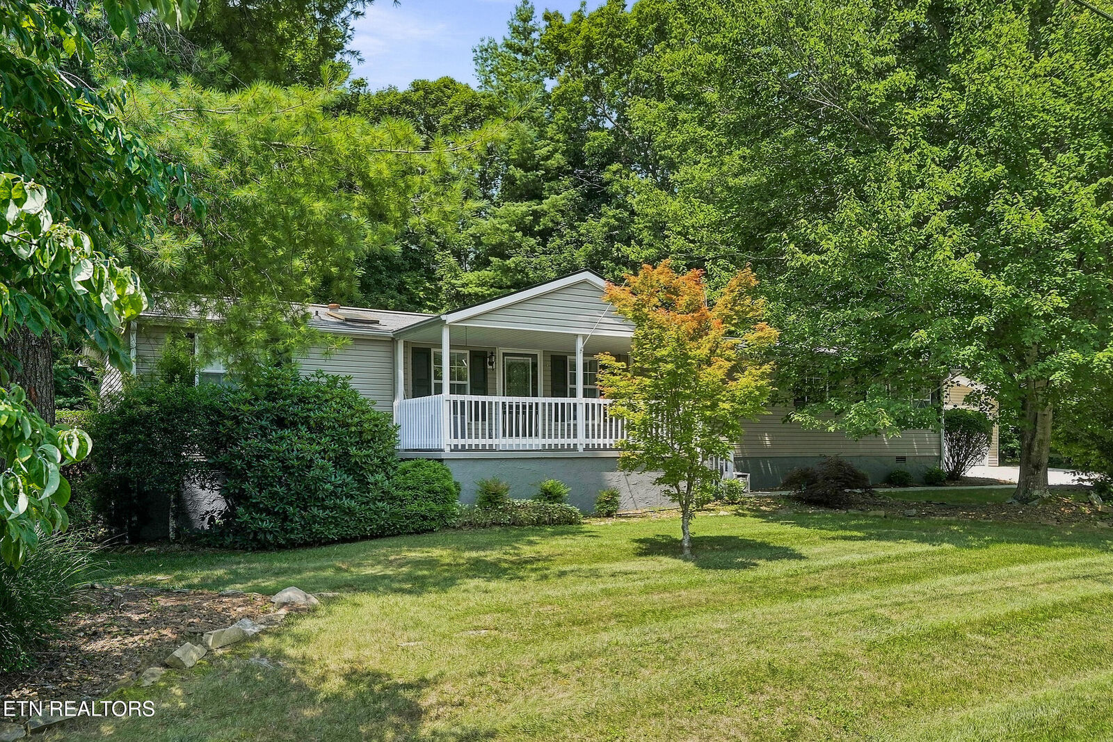 Property Photo: 128 Prestonwood Drive TN 38558