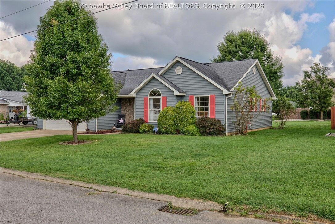 Property Photo:  101 Gibbs Street  WV 26164 