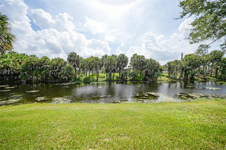 Property Photo:  1182 Yorkshire Street  FL 33952 