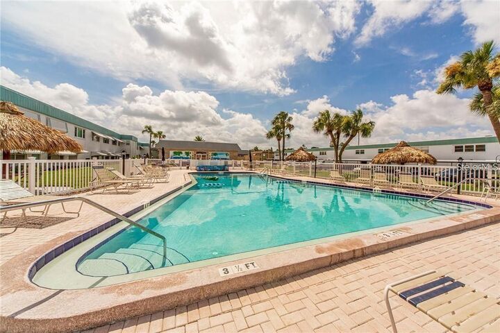 Property Photo: 5356 81st Street N 15 FL 33709