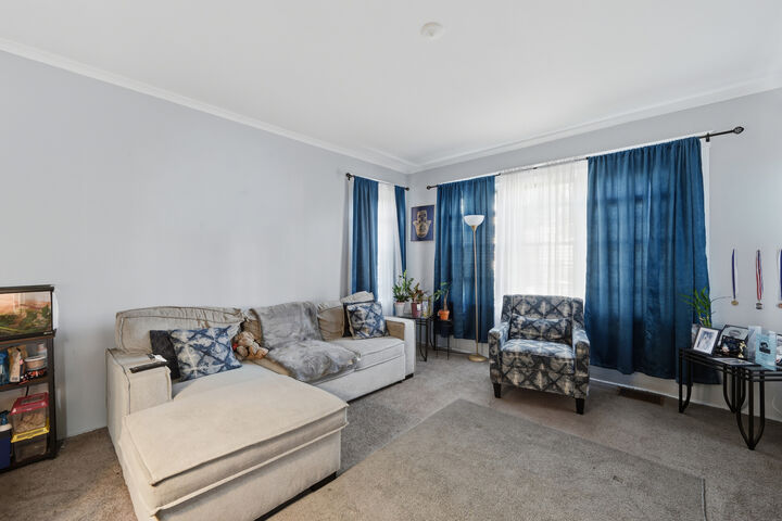 Property Photo:  1810 N Linder Avenue  IL 60639 