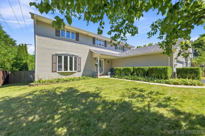 Property Photo:  6975 Center Avenue  IL 60133 