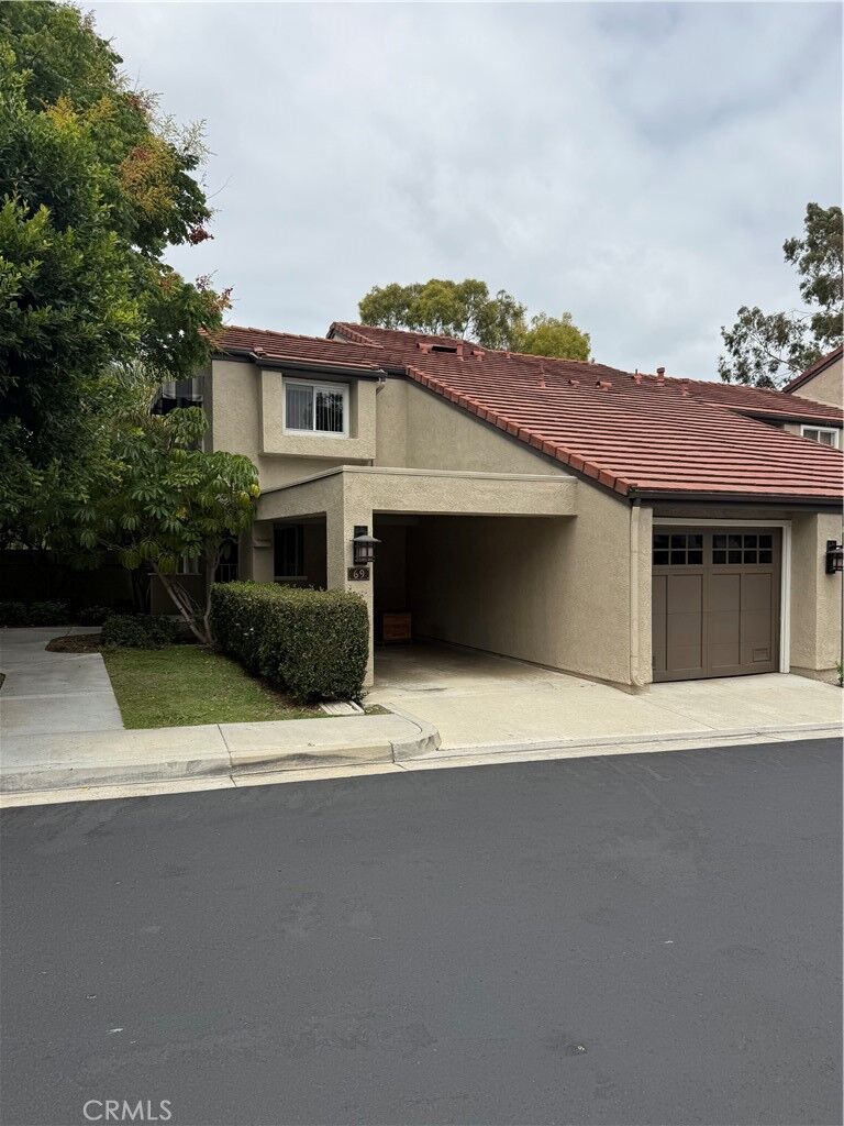 Property Photo:  69 Stanford Court  CA 92612 
