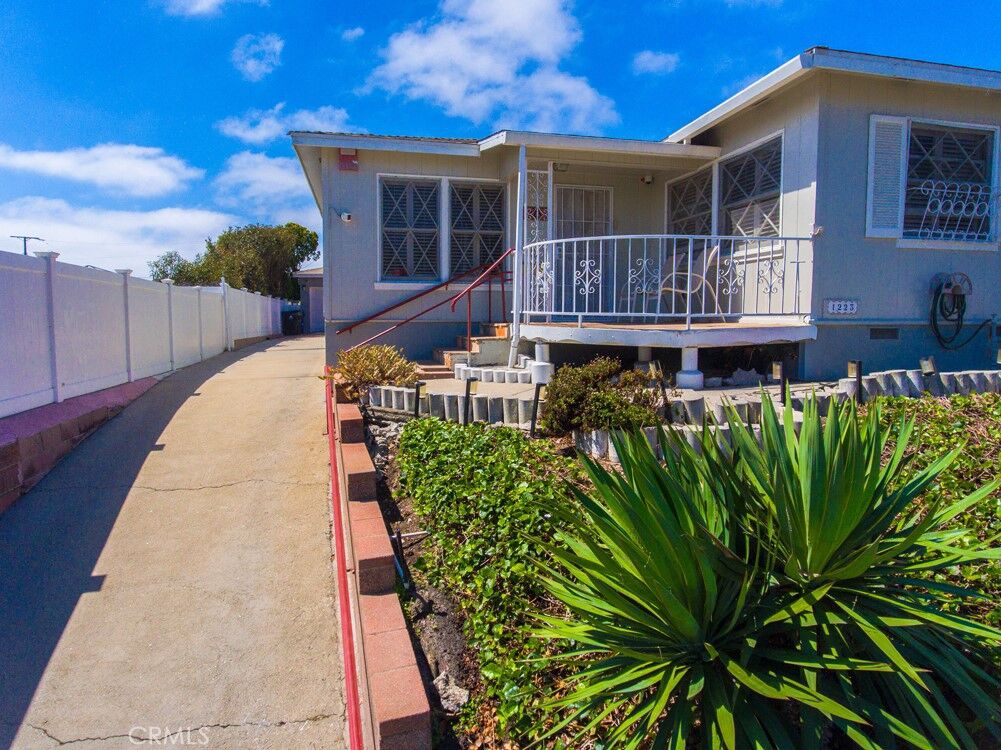 Property Photo:  1223 W Elberon  CA 90732 