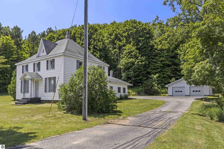 Property Photo:  18258 Pleasanton Highway  MI 49614 