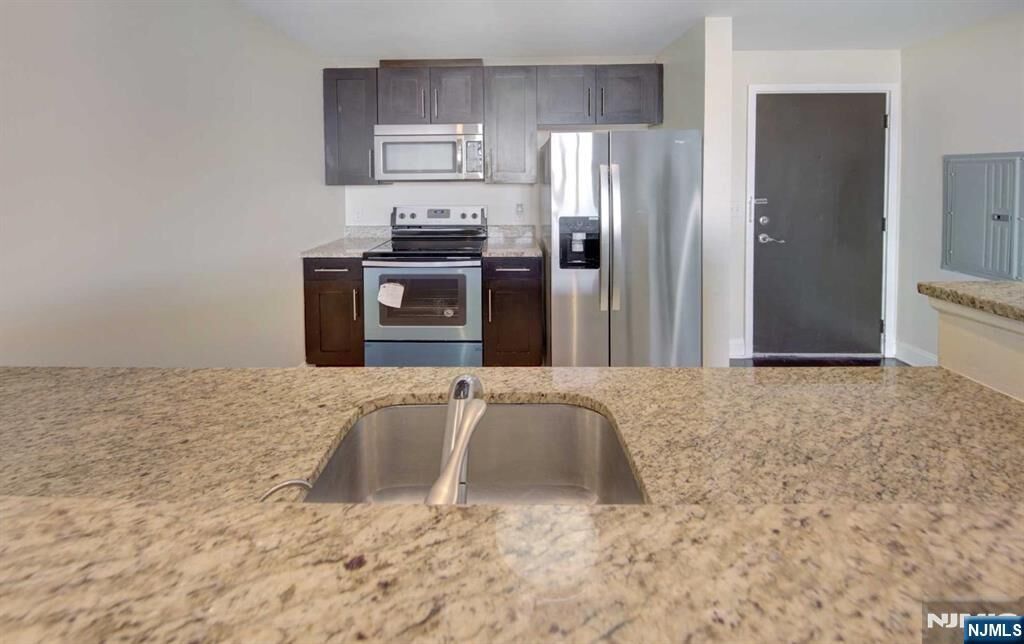 Property Photo:  29 1st Street 505  NJ 07601 