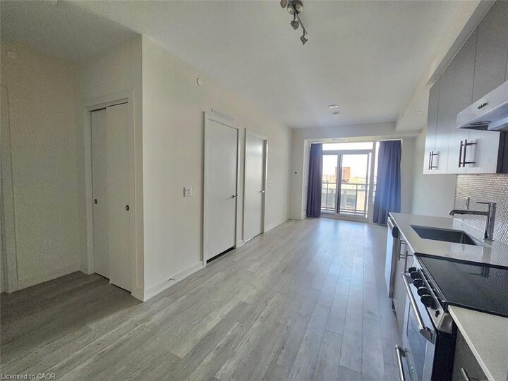 Property Photo:  212 King William Street 723  ON L8N 1B5 