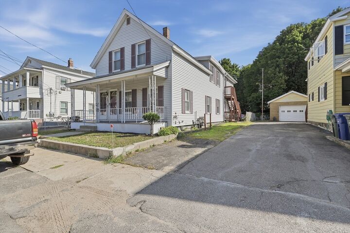 Property Photo: 100 Lincoln Terrace MA 01453