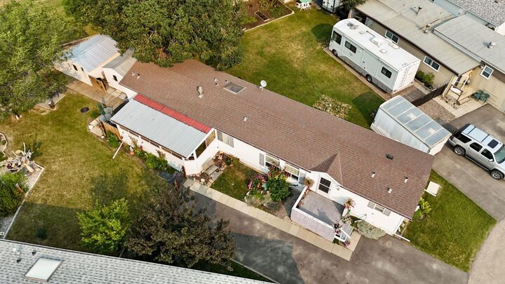 Property Photo: 1712 23 Street 89 AB T1M 1P3