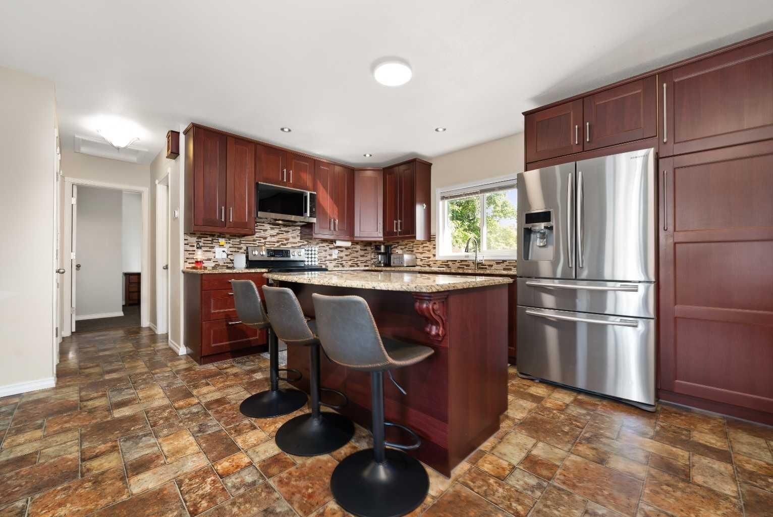 Property Photo: 33 3 Avenue E AB T0J 3K0