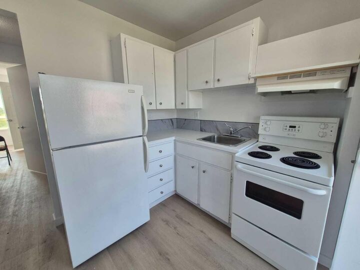 Property Photo: 4848 49 Avenue AB T0B 2H0