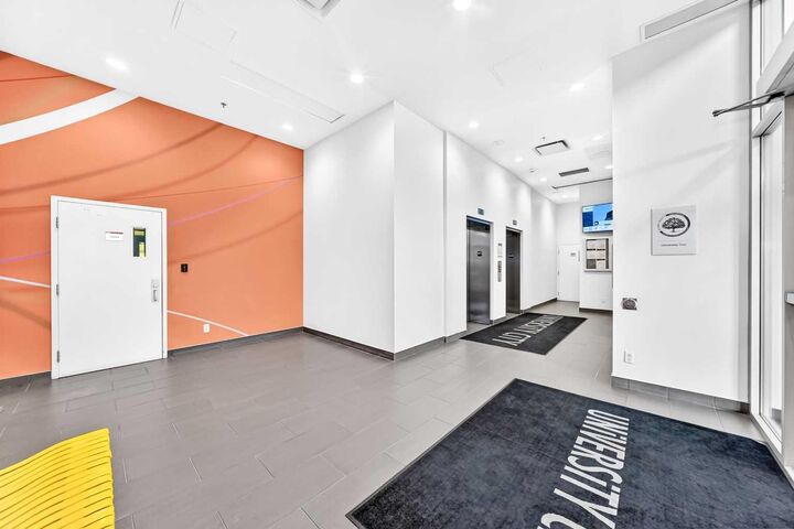 Property Photo: 3830 Brentwood Road NW 1403 AB T2L 2J9