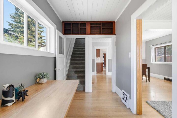 Property Photo: 432 Centre Avenue NE AB T4B 1H3