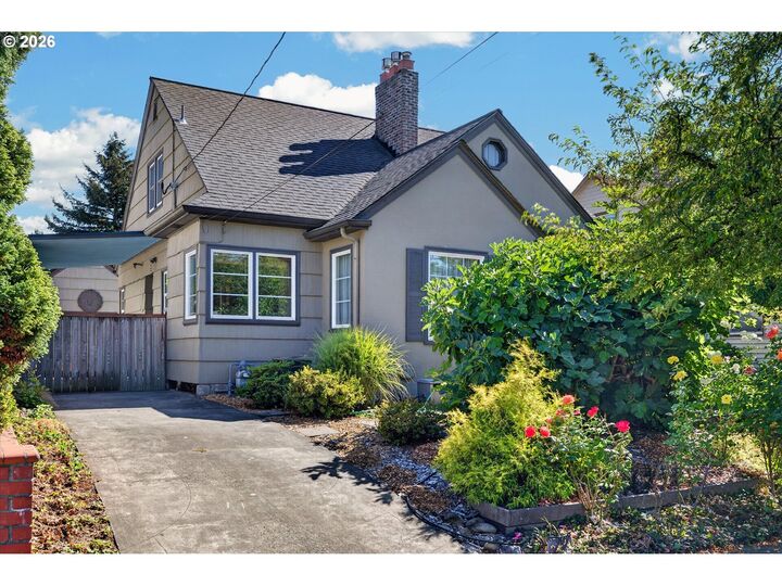 Property Photo:  306 N Stafford St  OR 97217 