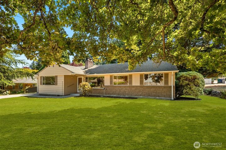 Property Photo:  7428  229th Street SW  WA 98026 