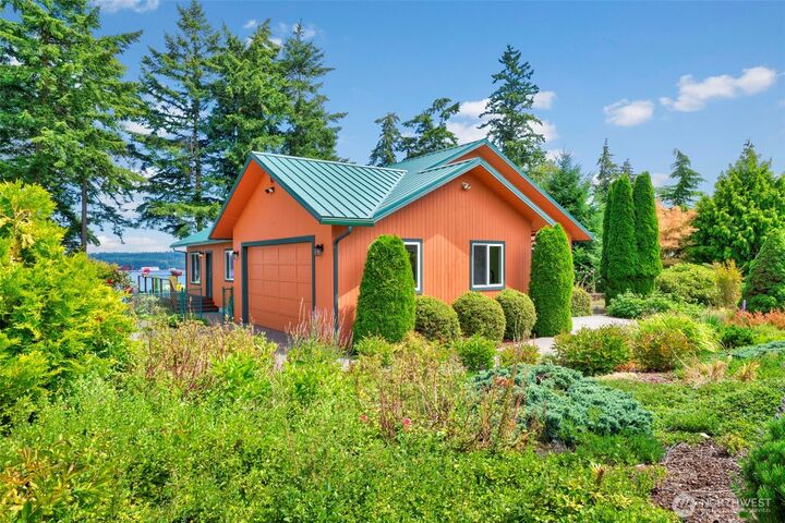 Property Photo: 1320 Prospect Avenue WA 98368