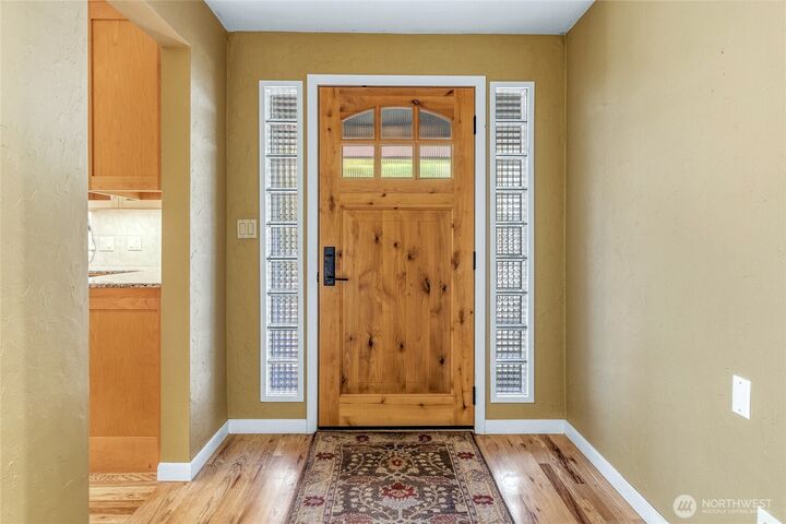 Property Photo:  1929  School Avenue  WA 99362 