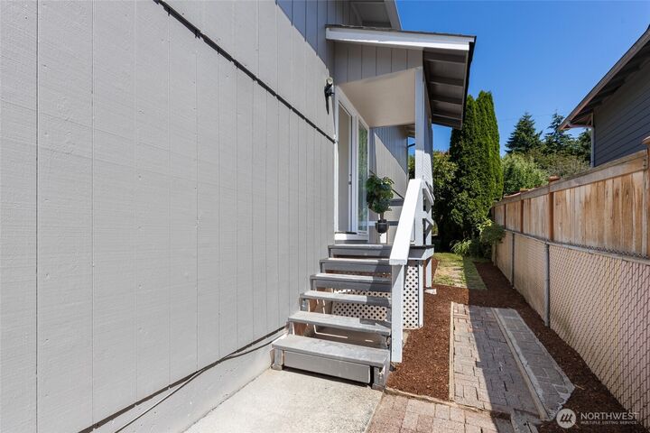 Property Photo:  28430  14th Avenue S  WA 98003 