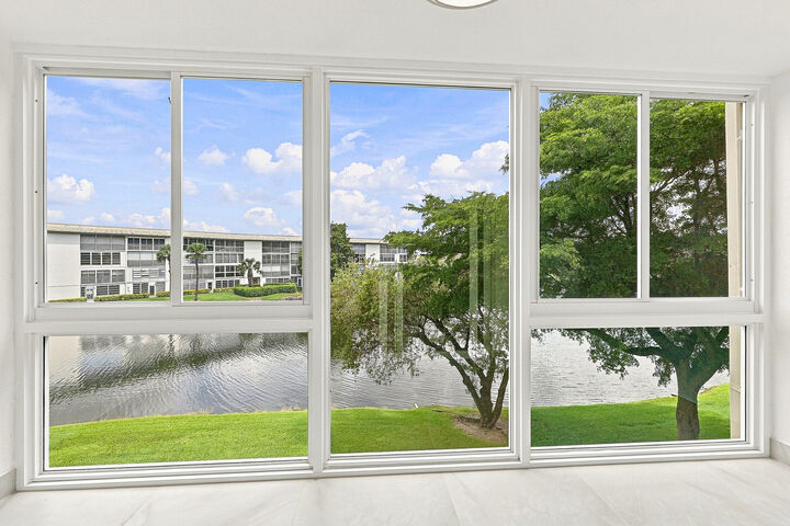 Property Photo: 1705 Andros Isle E3 FL 33066