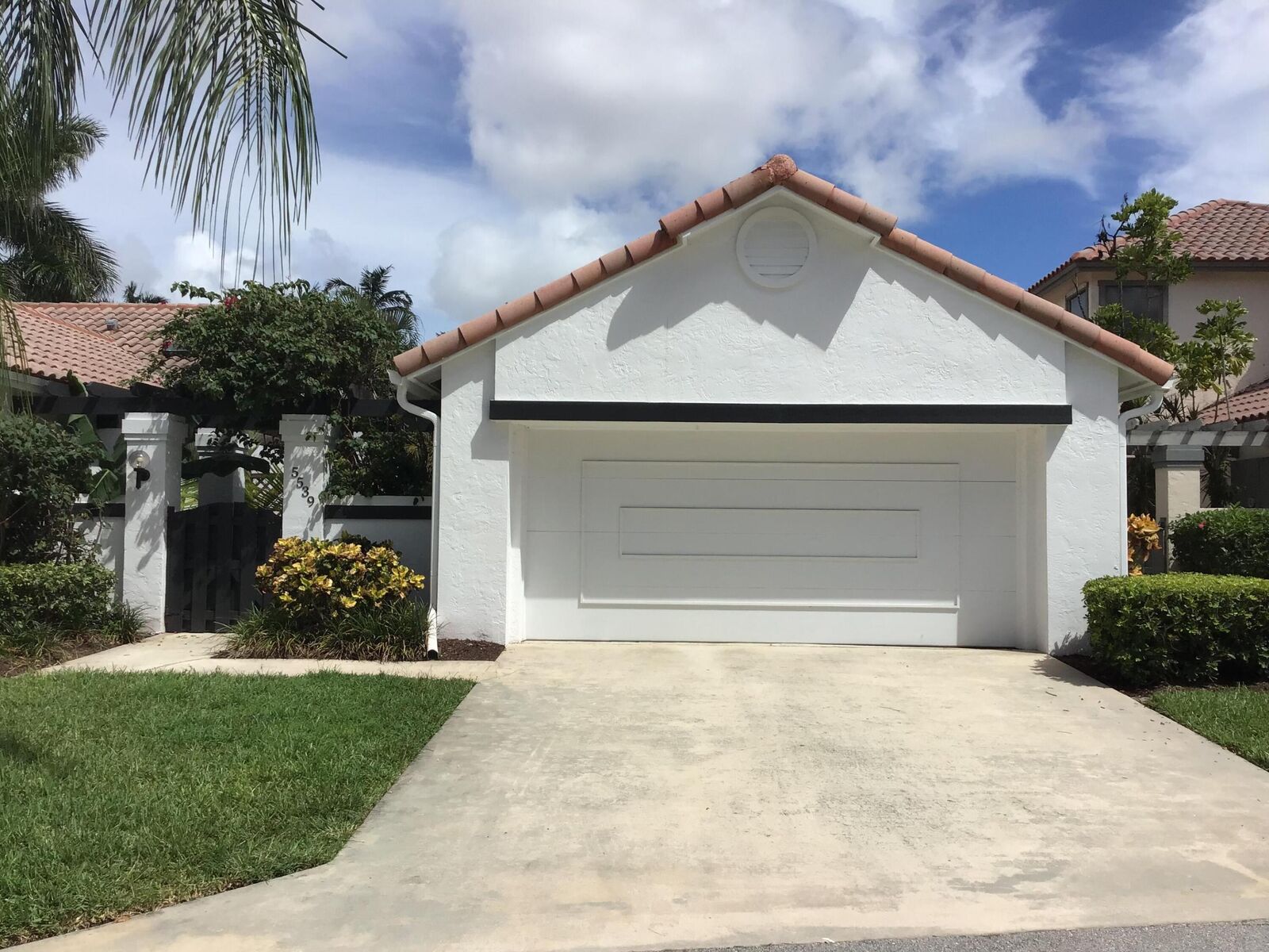 Property Photo: 5539 Eton Court FL 33486