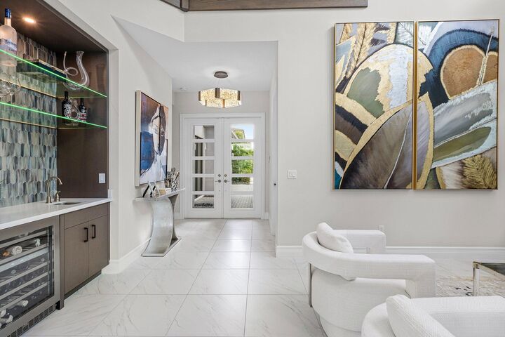 Property Photo: 9022 Chauvet Way FL 33496