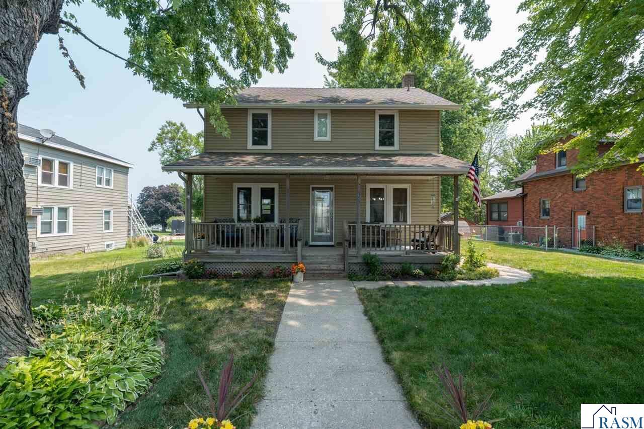 Property Photo: 303 N Market Street MN 56048