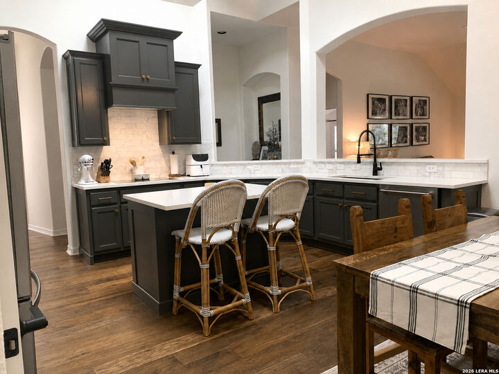 Property Photo: 8935 Woodland Pass TX 78006