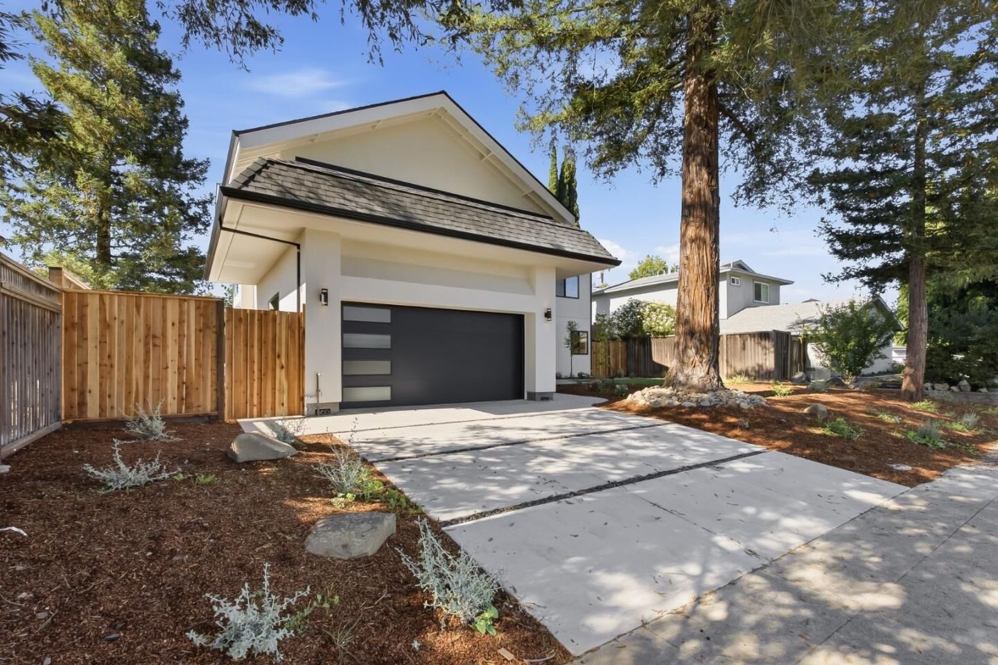 Property Photo: 2422 Adonis Way CA 95124