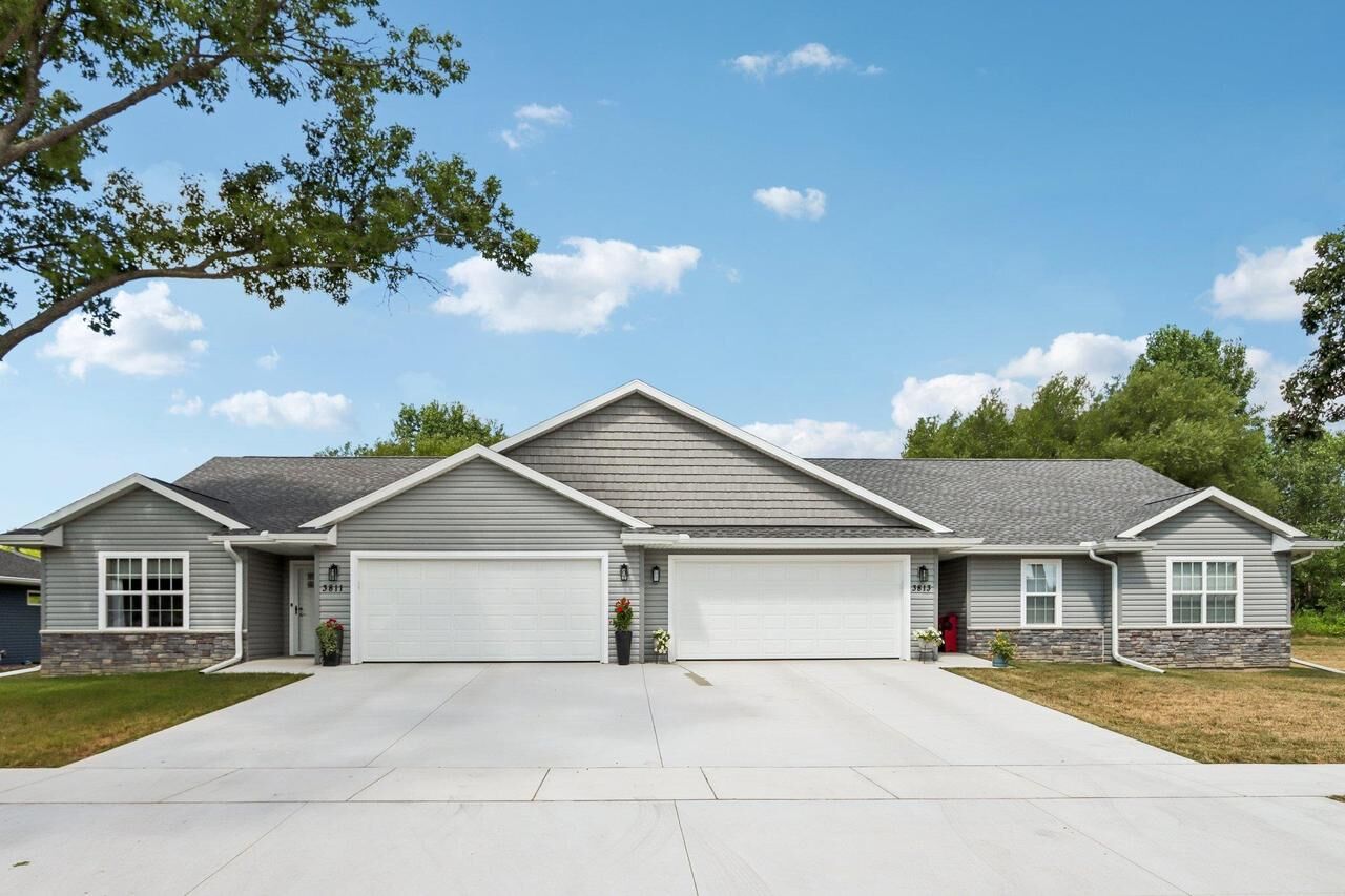 Property Photo:  3811 Avery Lane  WI 53546 