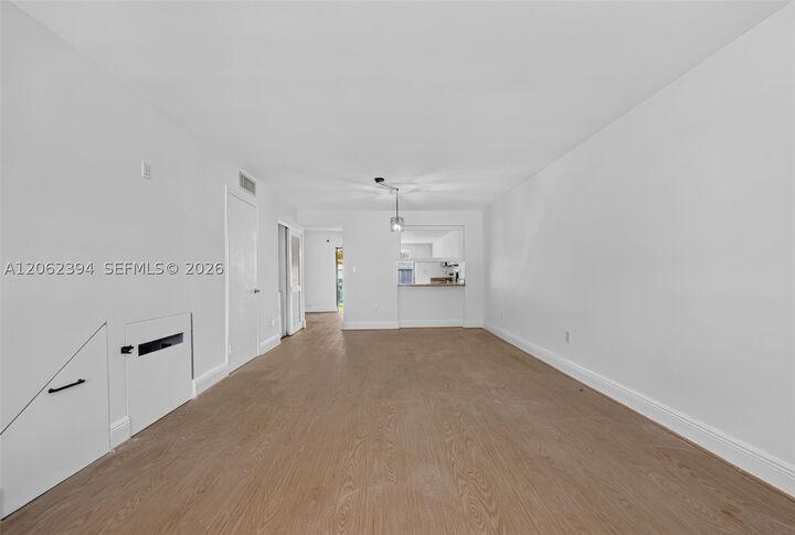 Property Photo: 10206 SW 77th Ct FL 33156