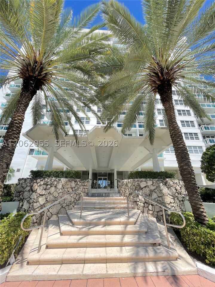 Property Photo:  6917 Collins Ave 1026  FL 33141 