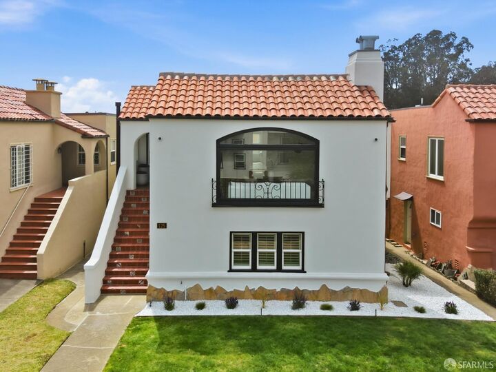 Property Photo: 125 Paraiso Place CA 94132