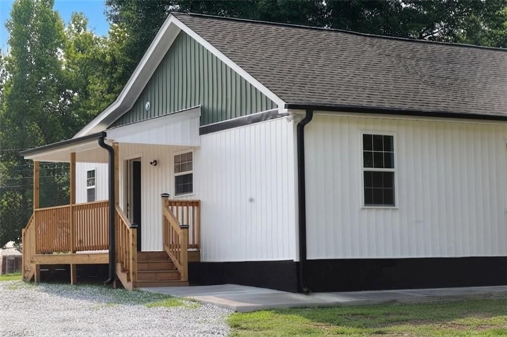 Property Photo:  1000 Pine Circle Drive  NC 27265 