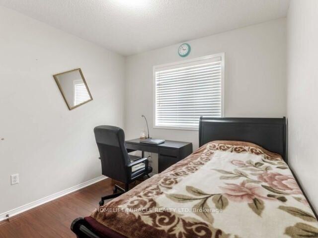 Property Photo: 3 Ashmere Road ON L7A 1R3