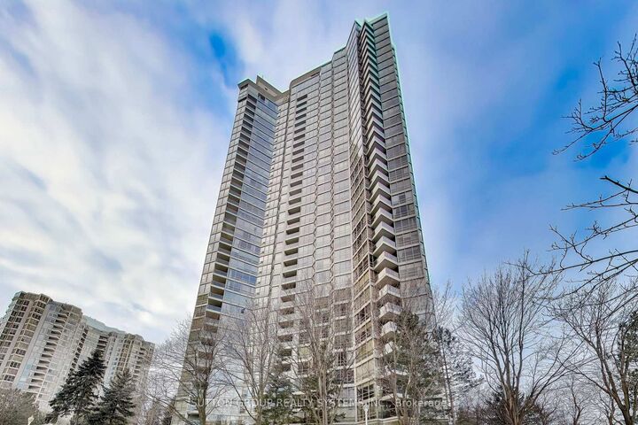 45 Kingsbridge Garden Circle N 3307 — photo 1