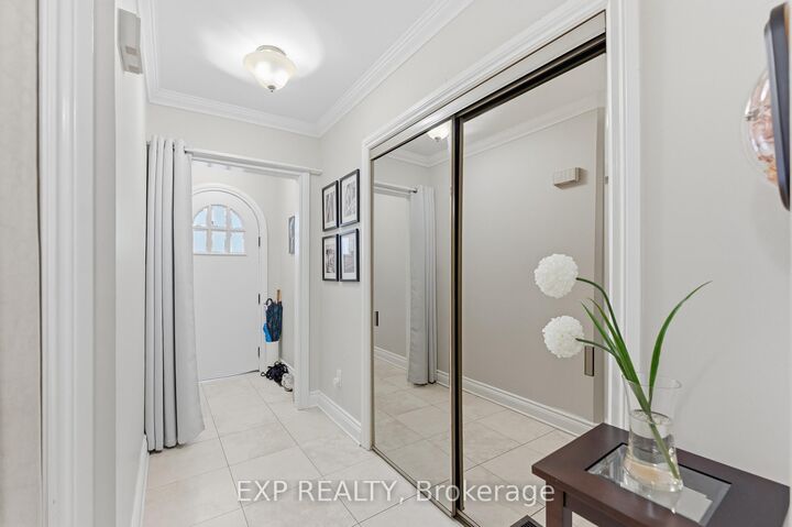 Property Photo: 167 Bayswater Avenue ON K1Y 2G4