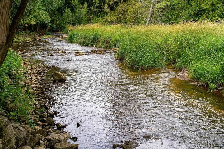 Property Photo:  9420 Ewing Road  ON N0C 1M0 
