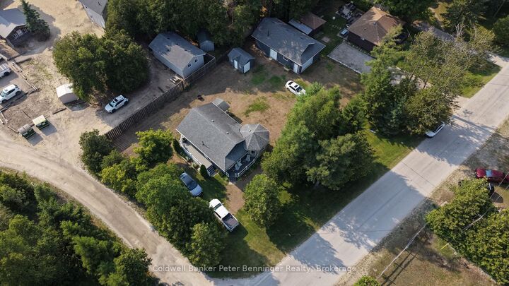 Property Photo: 810 Second Avenue S ON N0H 2G0