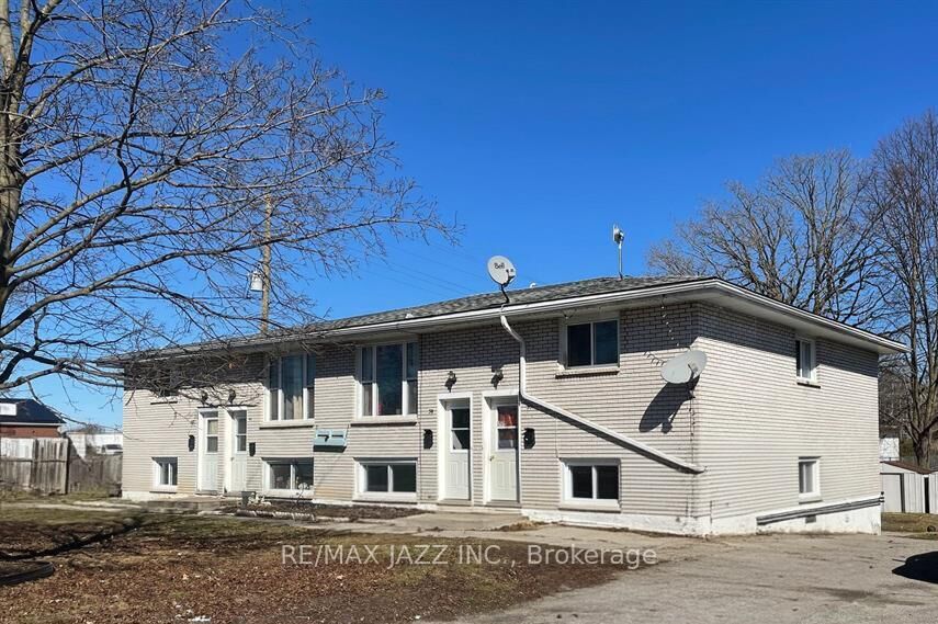 Property Photo: 37-43 Leonard Avenue ON K8V 2R3