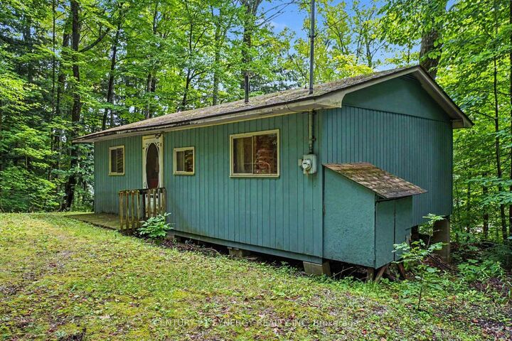 Property Photo: 1362 Mosque Lake Lane ON K0H 2M0