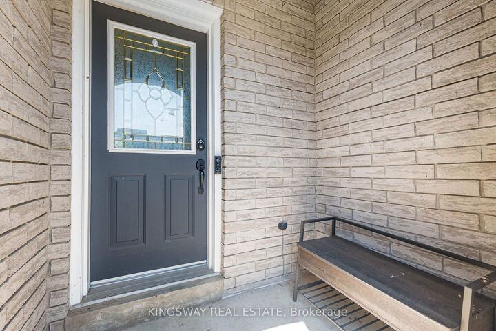 Property Photo: 2057 White Dove Circle ON L6M 3R7