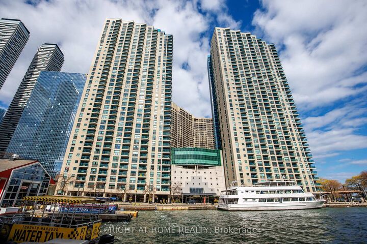 77 Harbour Square 2306 — photo 1