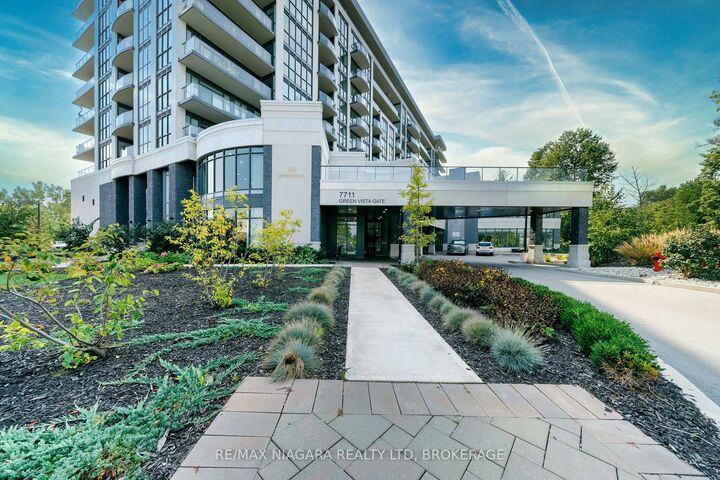 Property Photo:  7711 Green Vista Gate 413  ON L2H 1R1 