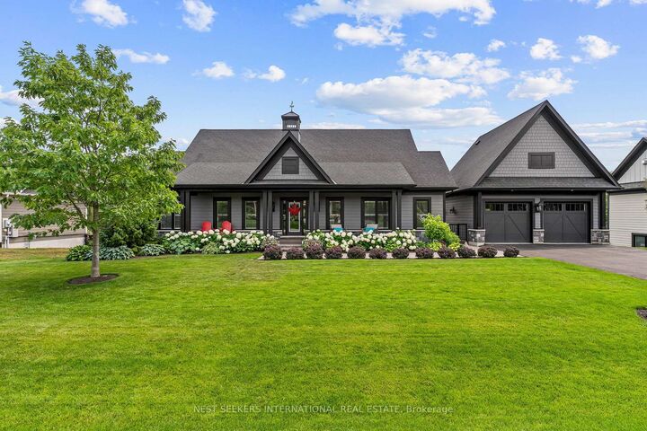 7 Georgian Grande Drive — photo 1