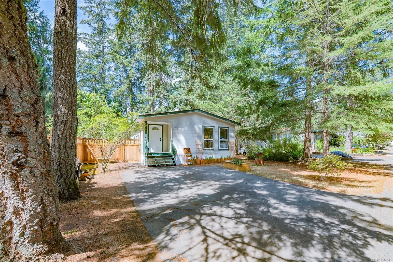 Property Photo: 1310 Spruston Rd #22 BC V9X 1R2