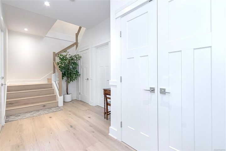 Property Photo: 2406 Azurite Cres BC V9B 0Z6