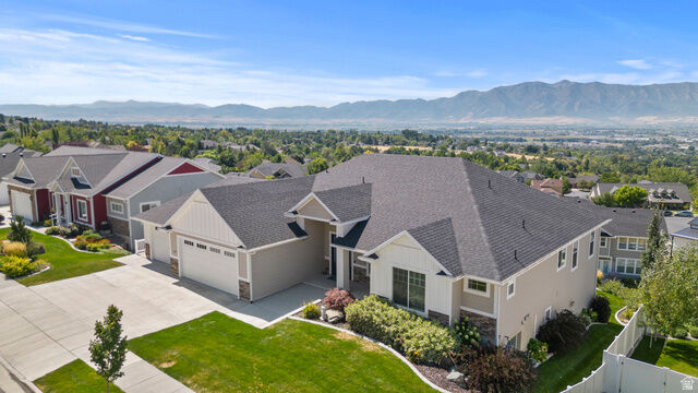 Property Photo: 73 N Sherwood Dr UT 84332