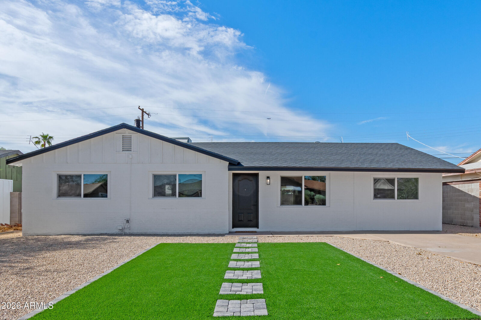 Property Photo: 401 E Continental Drive AZ 85288