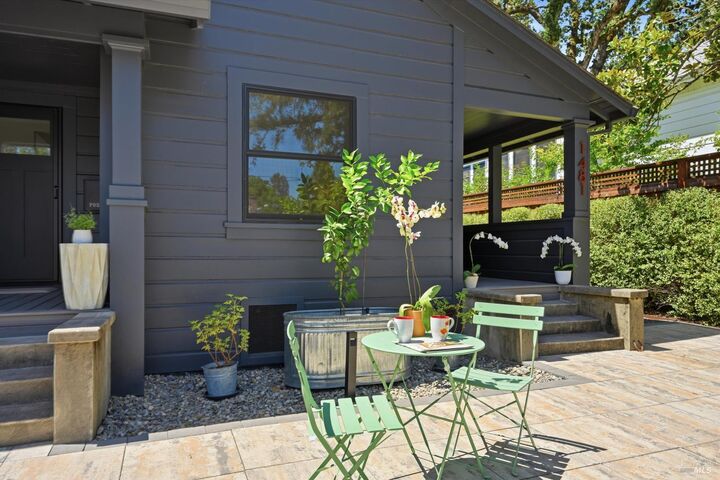 Property Photo:  1479 1481 Kearney Street  CA 94574 